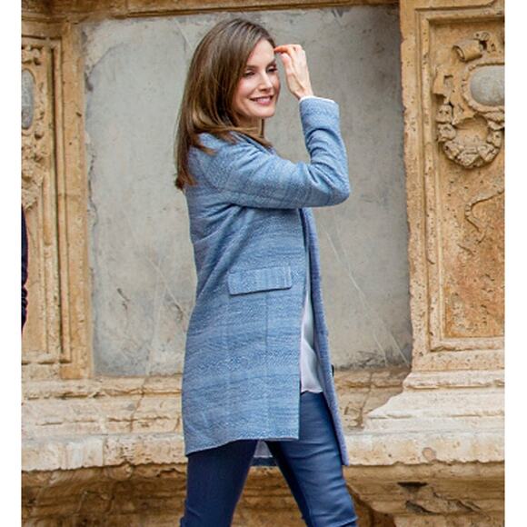 Massimo Dutti Textured Stripe Single Breasted Blazer Coat Jacket Blue Size 6 - Picture 2 of 9